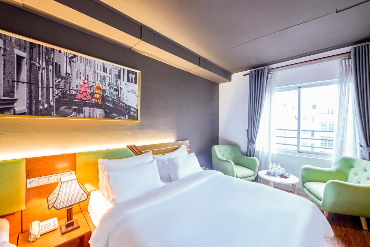 The Noble Swan Hotel Saigon Хошимин Экстерьер фото