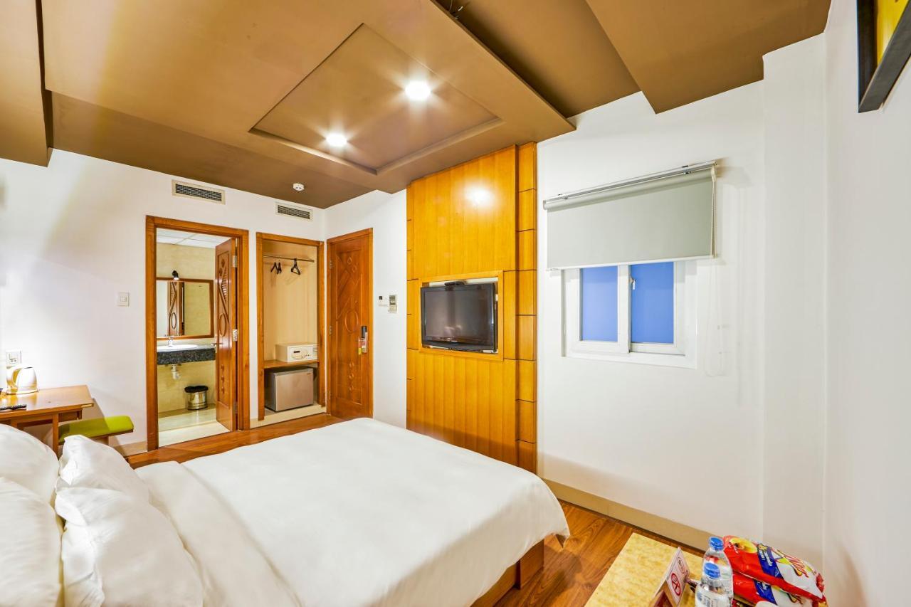 The Noble Swan Hotel Saigon Хошимин Экстерьер фото