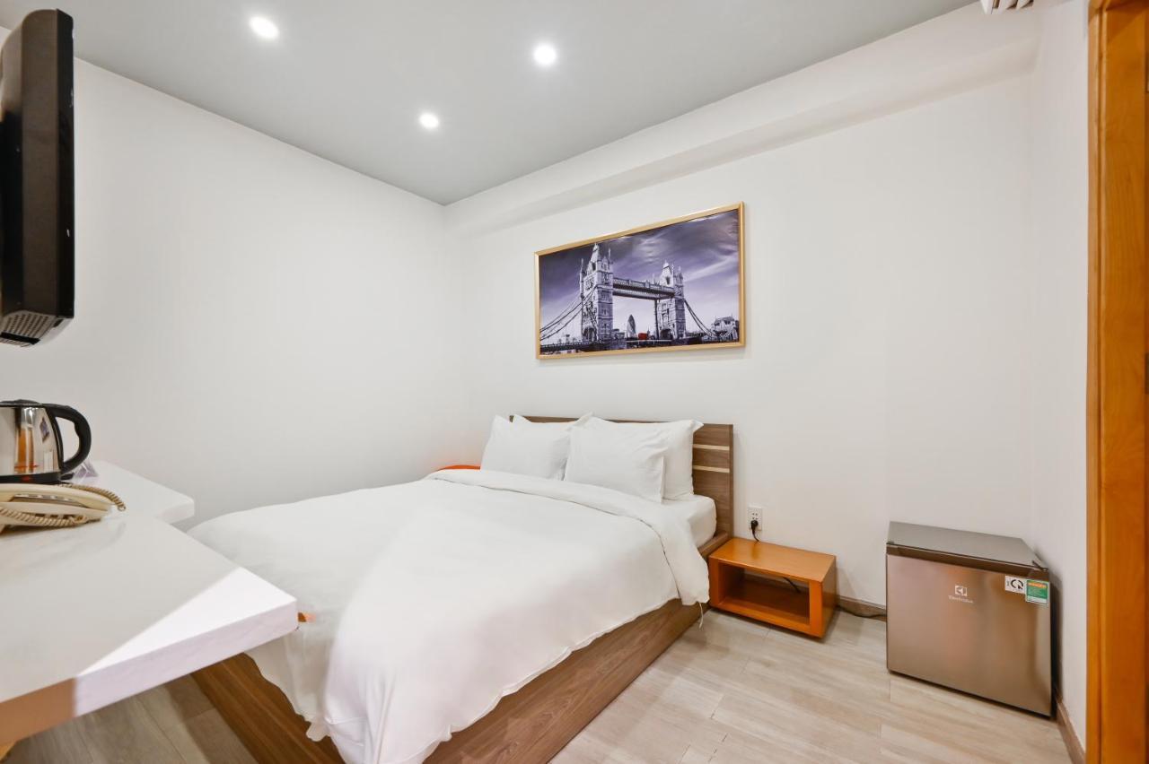 The Noble Swan Hotel Saigon Хошимин Экстерьер фото